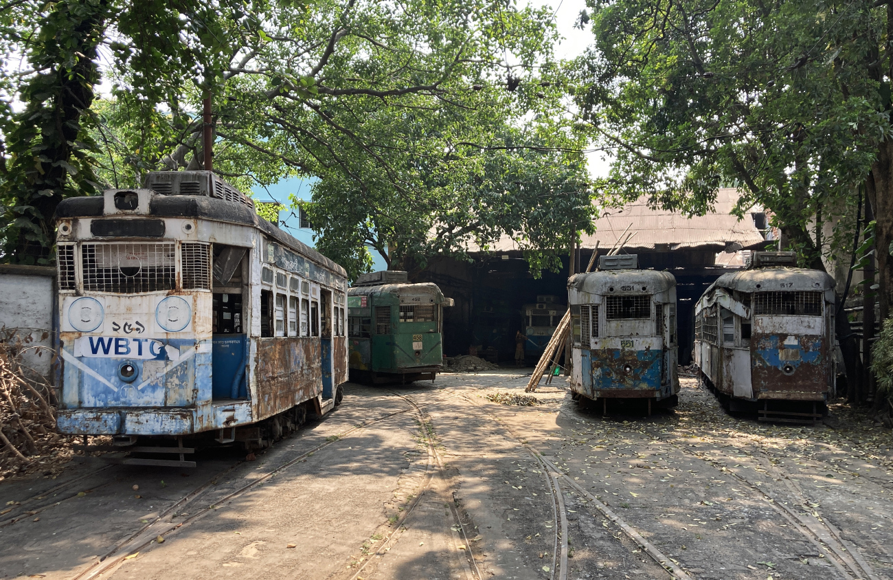 Калькутта, Series 207-281 № 259; Калькутта, Calcutta Class K № 458; Калькутта, Calcutta Class L № 551; Калькутта, Calcutta Class L № 517; Калькутта — Трамвайные линии и инфраструктура