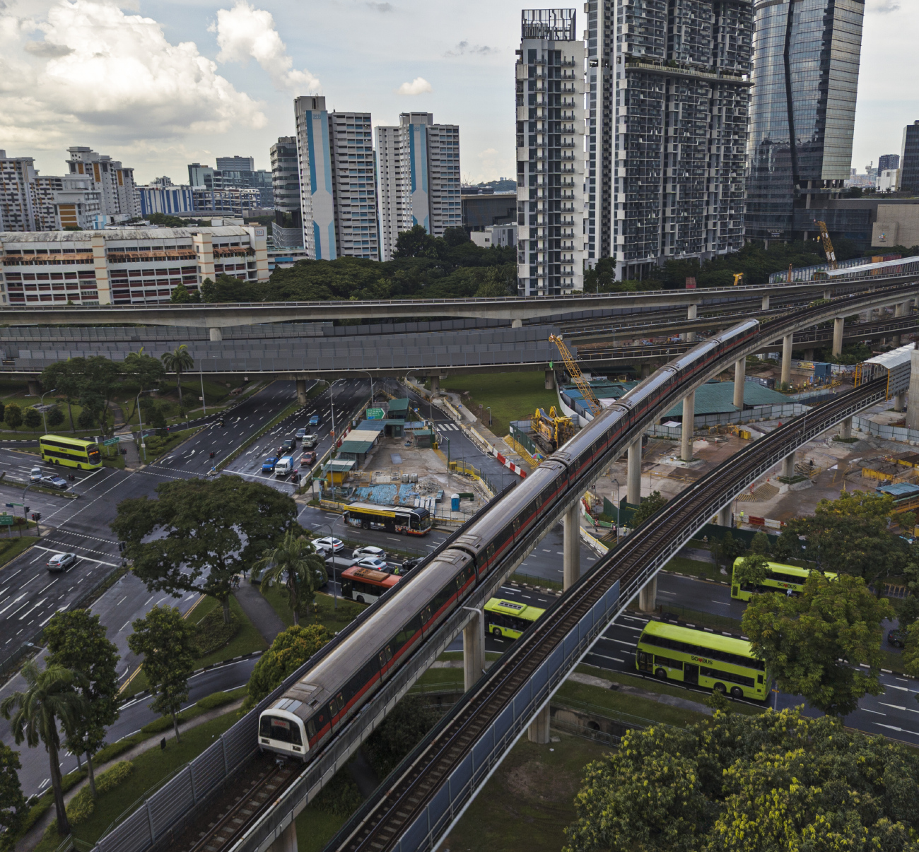 Сингапур — Метрополитен — [2] East West Line (EWL)