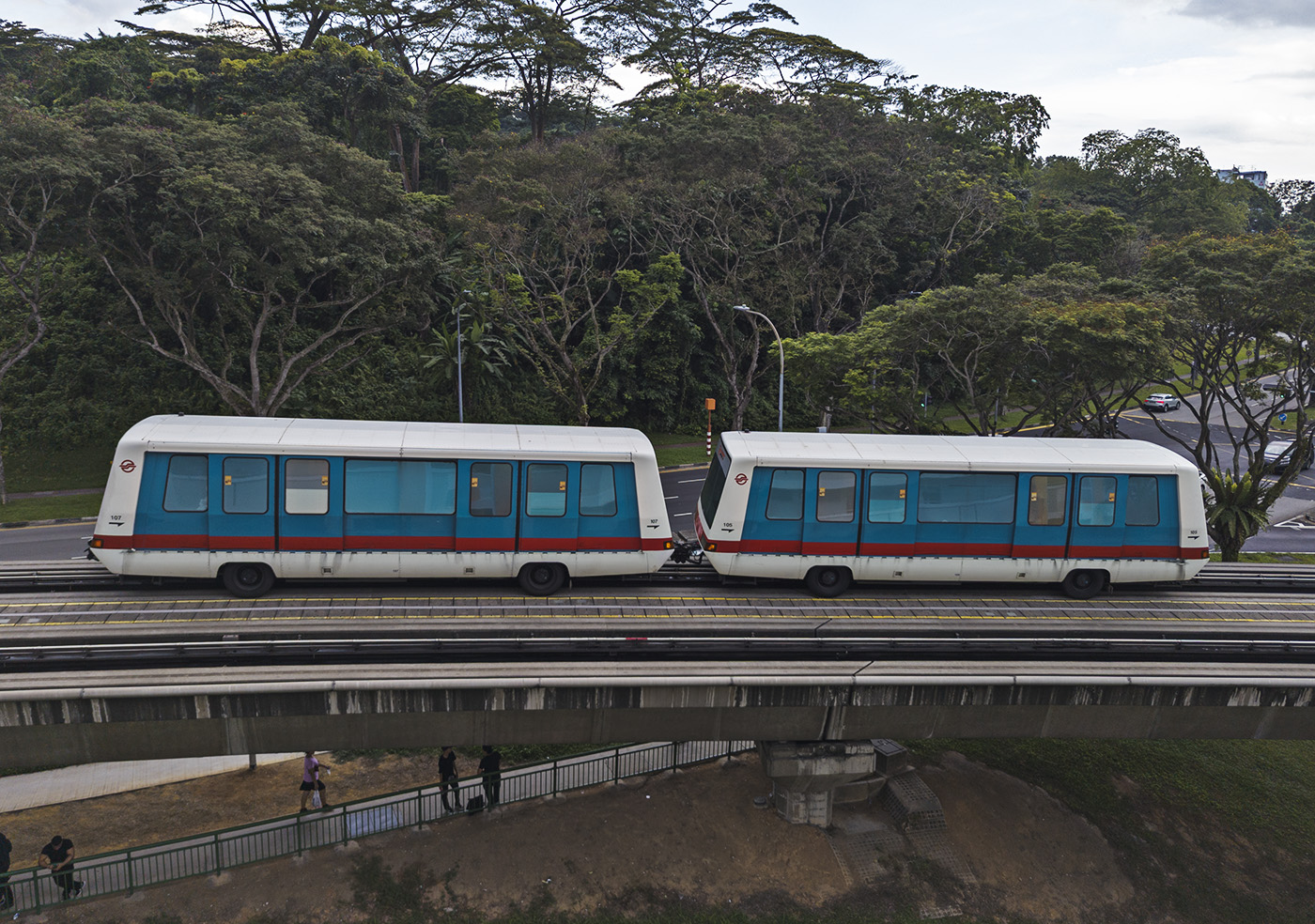Сингапур, Bombardier Innovia APM 100 № 107; Сингапур, Bombardier Innovia APM 100 № 105; Сингапур — Bukit Panjang LRT — Разные фотографии