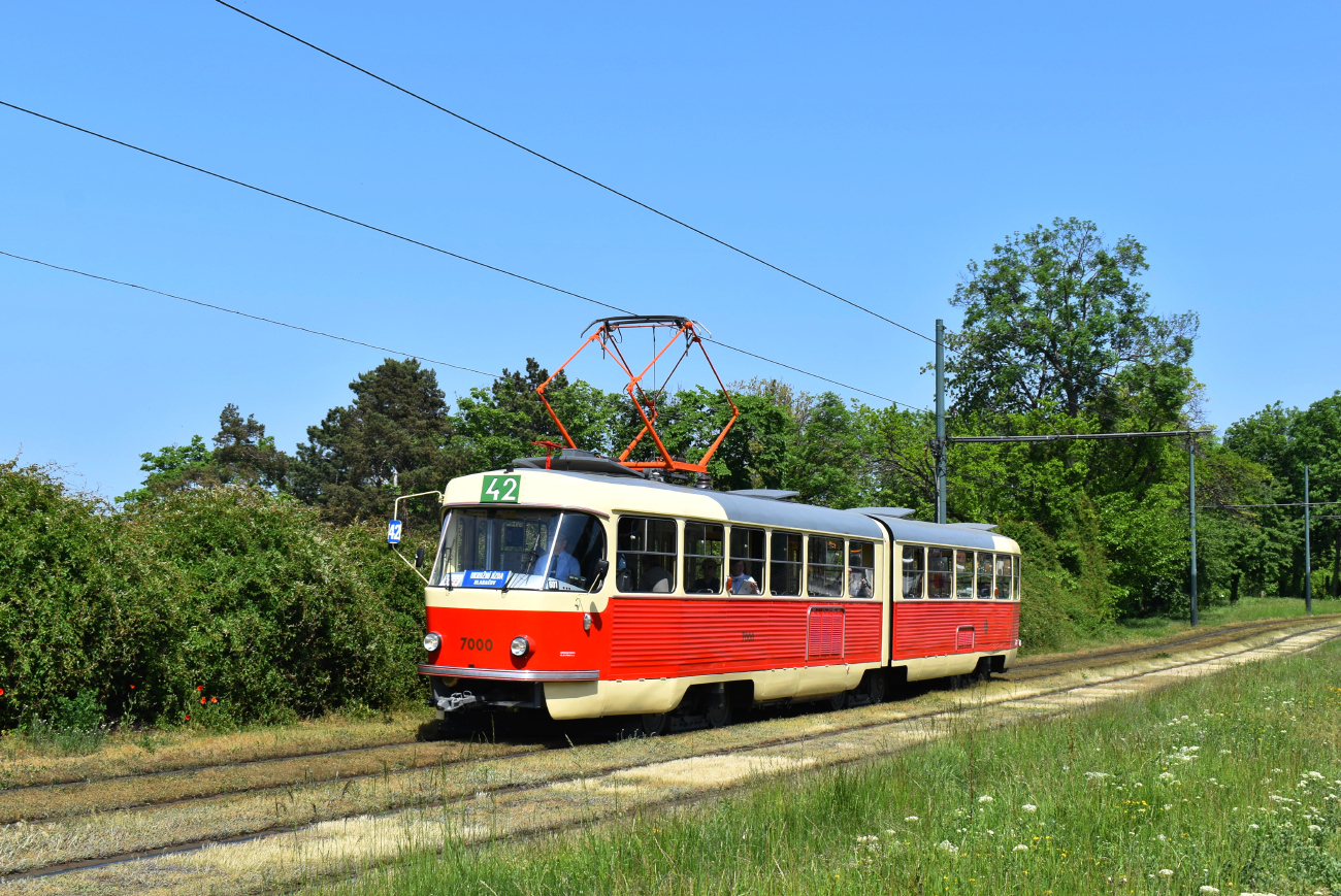 Прага, Tatra K2 № 7000