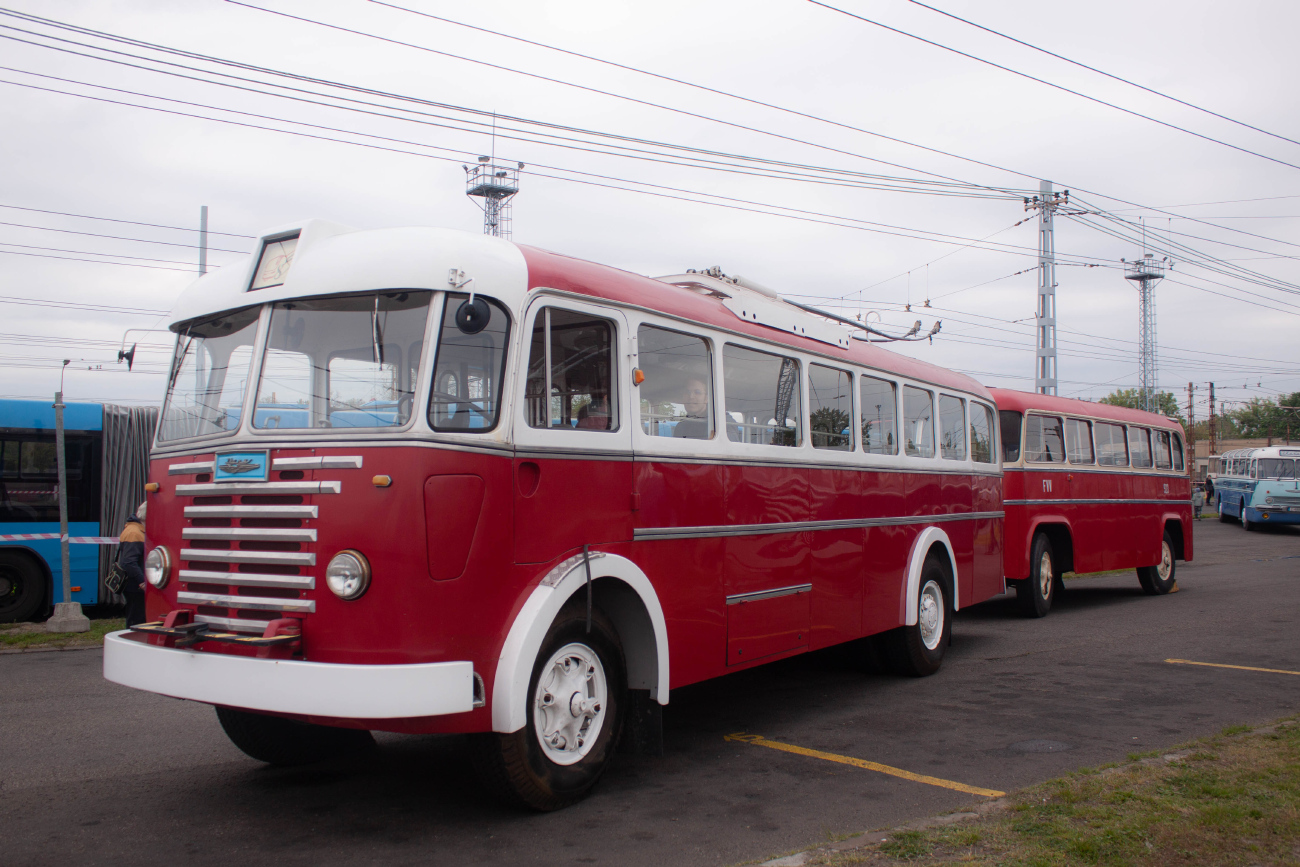 Будапешт, Ikarus 60T № б/н; Будапешт — Троллейбусный парк