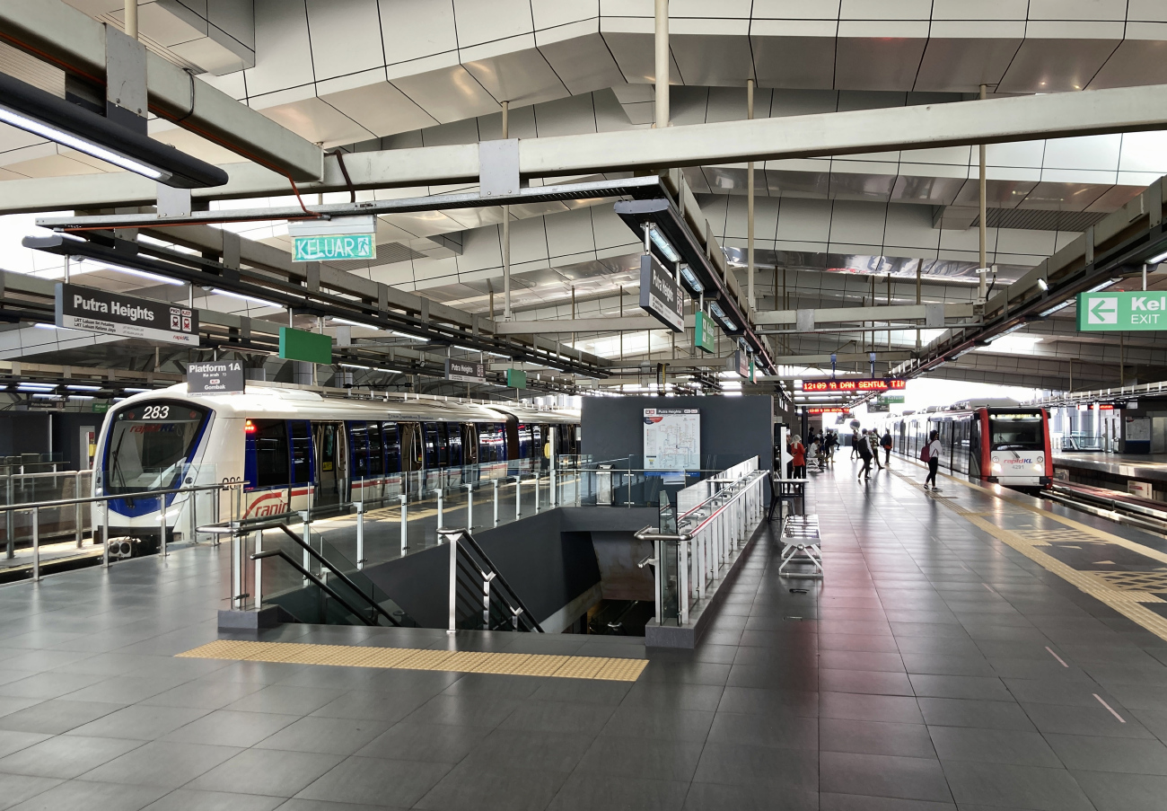 Куала-Лумпур, Bombardier Innovia Metro 300 № 283; Куала-Лумпур, CSR Zhuzhou AMGLRV № 4291; Куала-Лумпур — Линия 3/4 — LRT (Ampang / Sri Petaling Line); Куала-Лумпур — Линия 5 — LRT (Kelana Jaya Line)