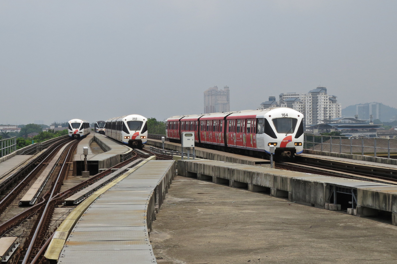 Куала-Лумпур, Bombardier ART Mark II № 267; Куала-Лумпур, Bombardier ART Mark II № 252; Куала-Лумпур, Bombardier ART Mark II № 164; Куала-Лумпур — Линия 5 — LRT (Kelana Jaya Line)