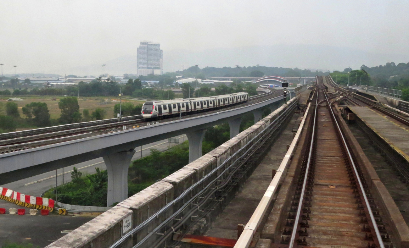 Куала-Лумпур — Линия 12 — MRT (Putrajaya Line); Куала-Лумпур — Линия 9 — MRT (Kajang Line)
