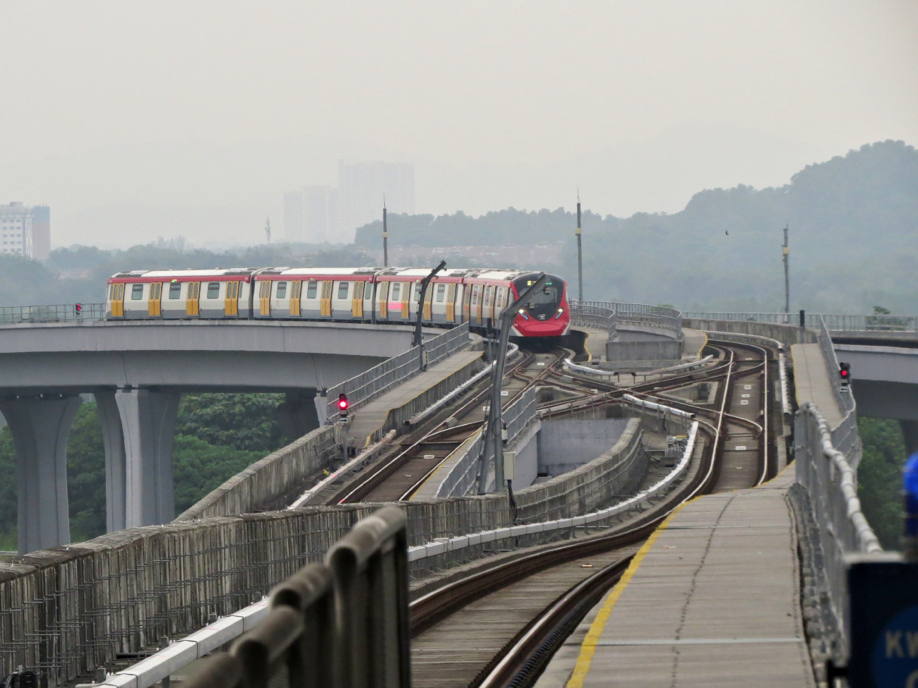 Куала-Лумпур, Hyundai Rotem № 246; Куала-Лумпур — Линия 12 — MRT (Putrajaya Line)
