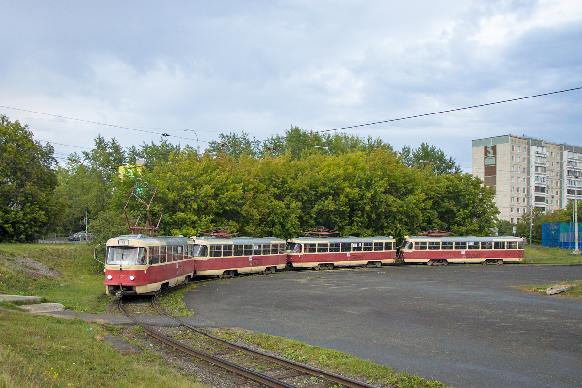 Yekaterinburg, Tatra T3SU № 137; Yekaterinburg, Tatra T3SU № 138; Yekaterinburg, Tatra T3SU (2-door) № 115; Yekaterinburg, Tatra T3SU (2-door) № 075