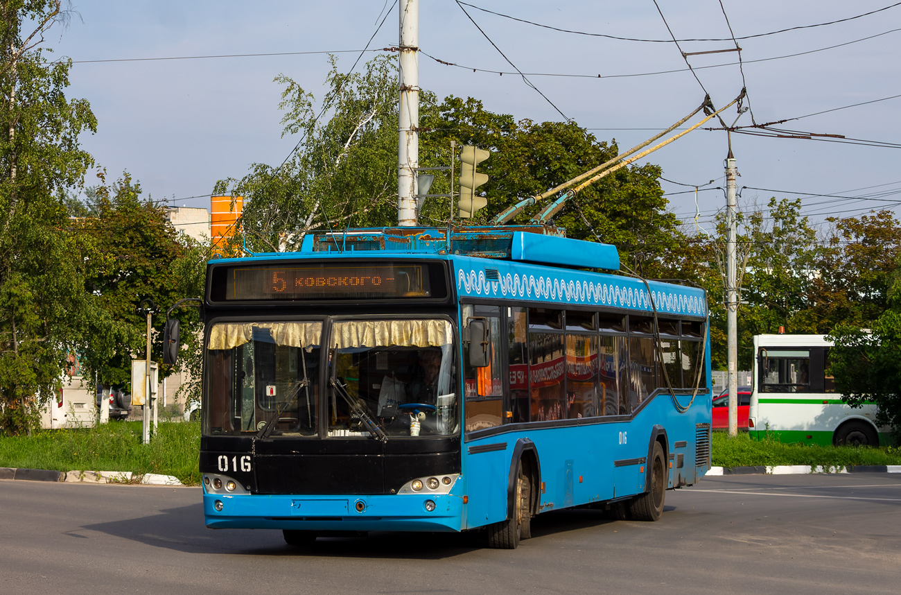 Дзержинск, СВАРЗ-МАЗ-6235.00 № 016