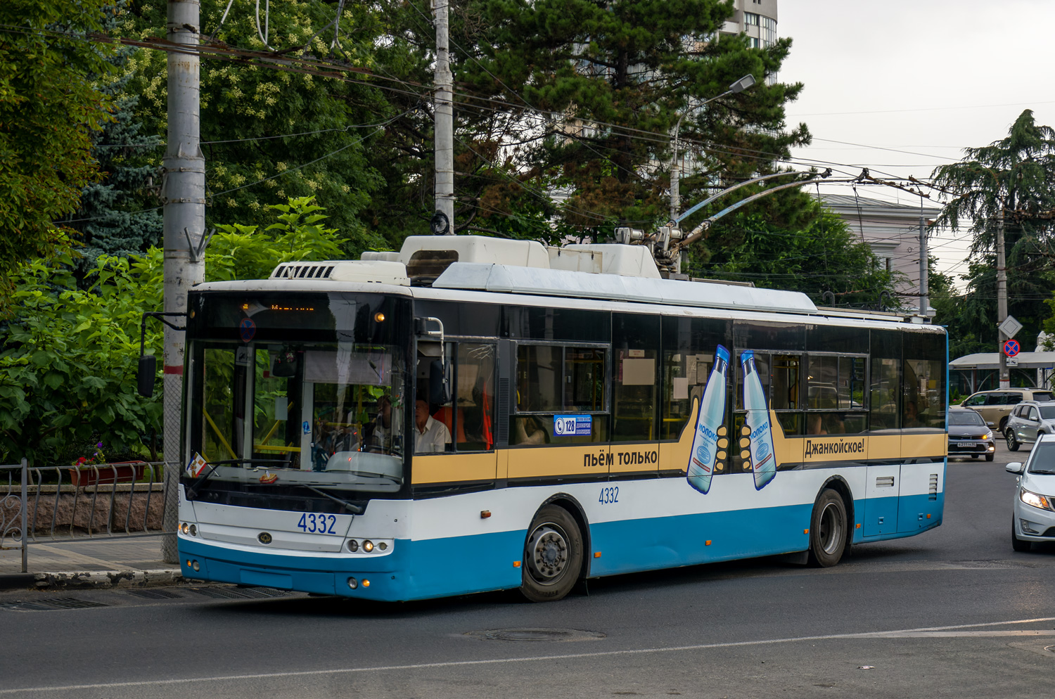 Крымский троллейбус, Богдан Т70110 № 4332
