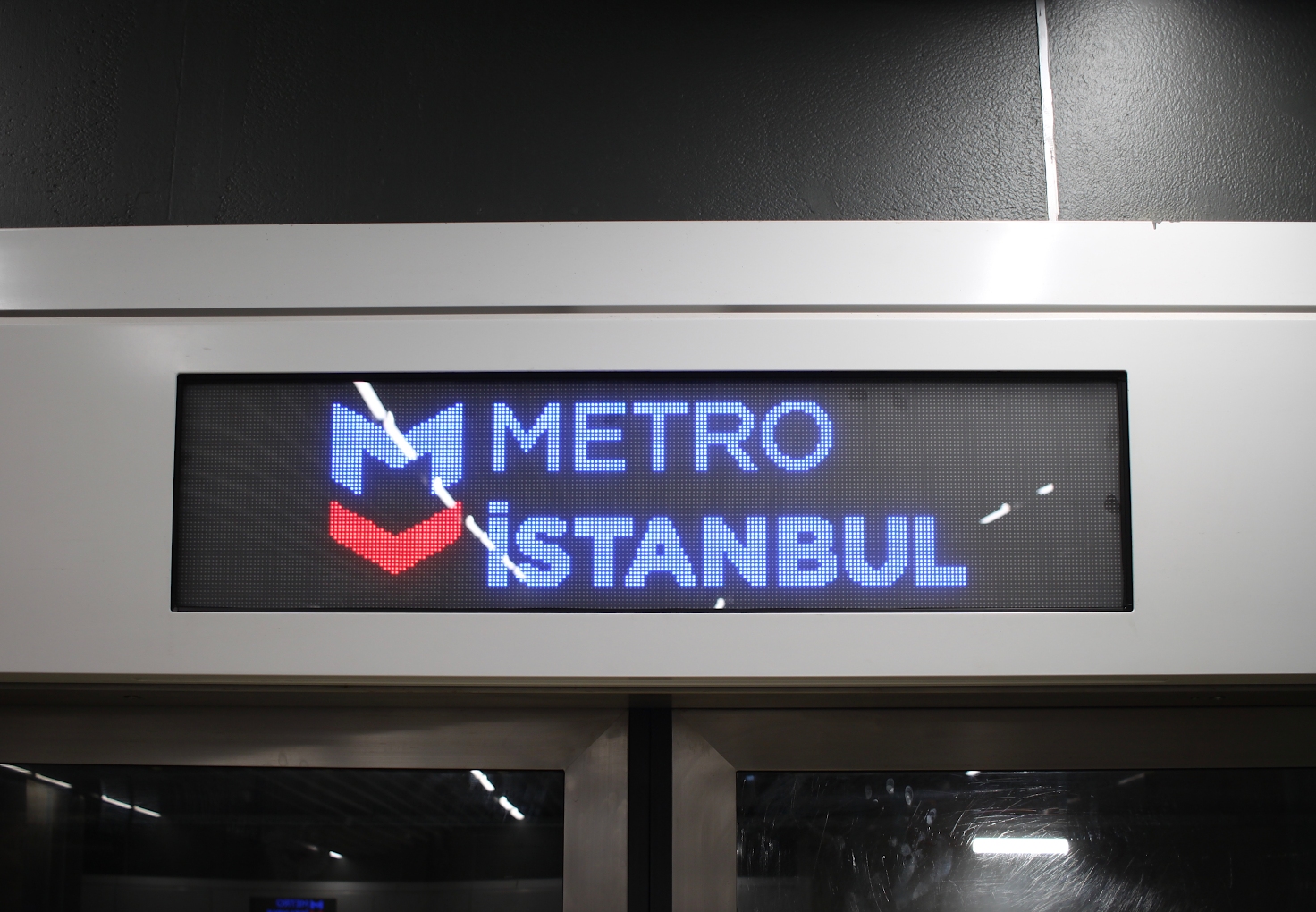 Стамбул — Метрополитен — Линия M8 (Bostancı — Parseller)