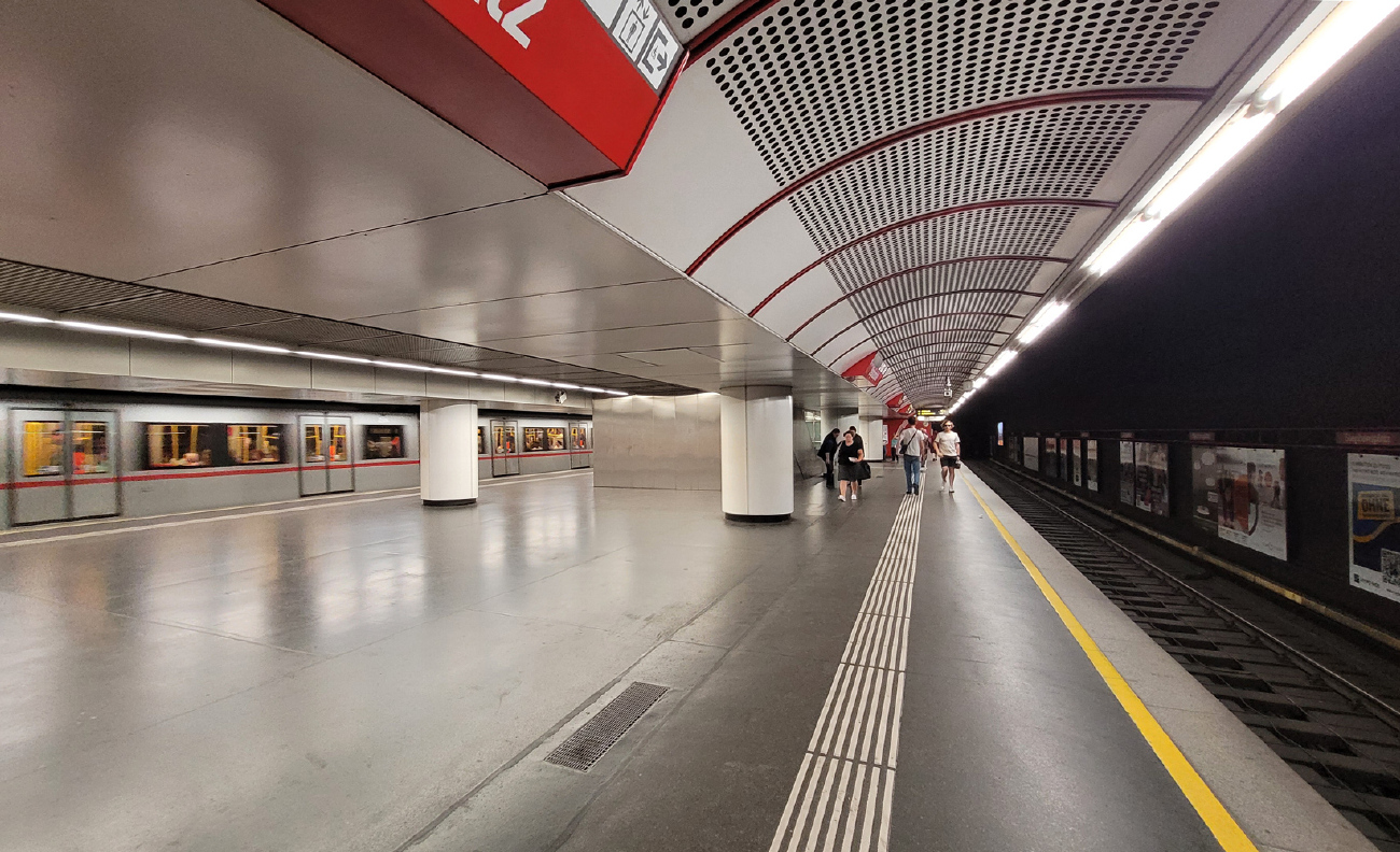 Вена — U-Bahn — линия U1