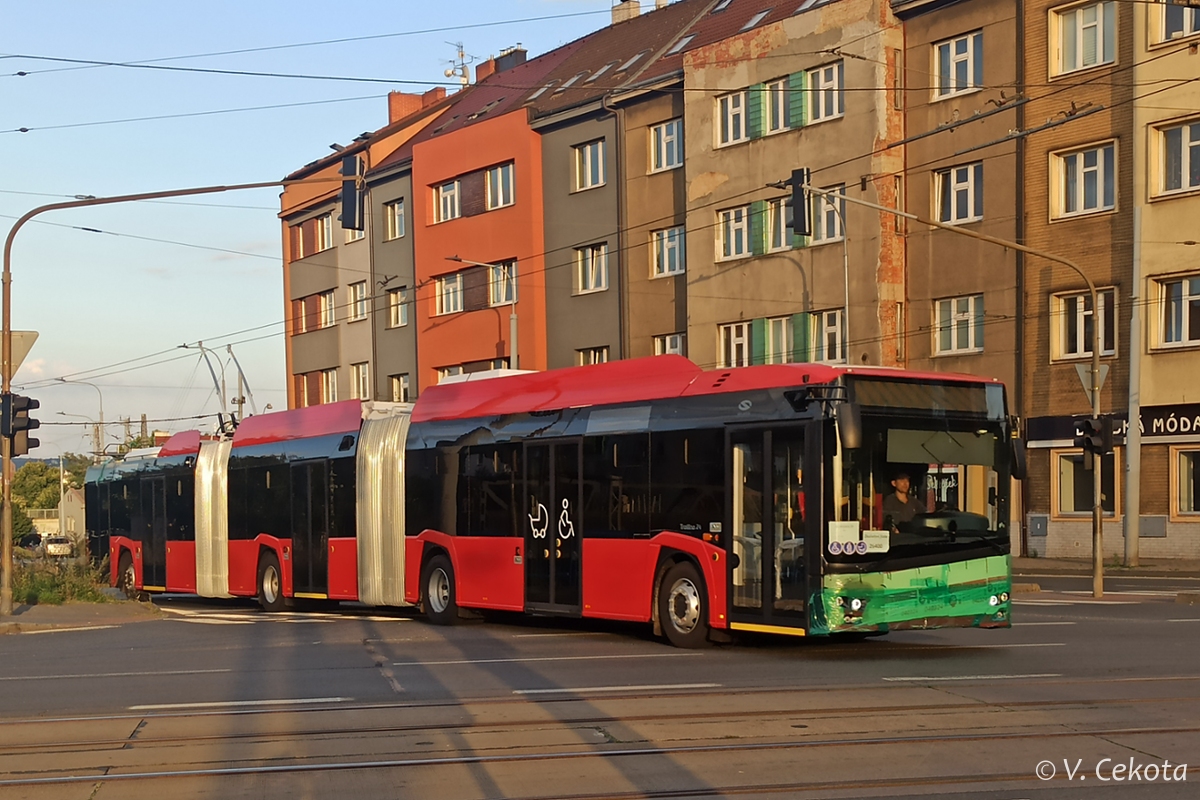 Братислава, Škoda-Solaris 24m (Škoda 38Tr) № 6901; Пльзень — Новые троллейбусы с завода Шкода