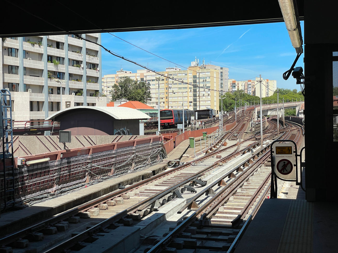 Лиссабон — Metro — Linha Amarela; Лиссабон — Metro — Linha Verde; Лиссабон — Metro — Разные фотографии