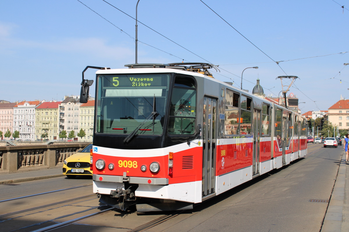 Прага, Tatra KT8D5R.N2P № 9098