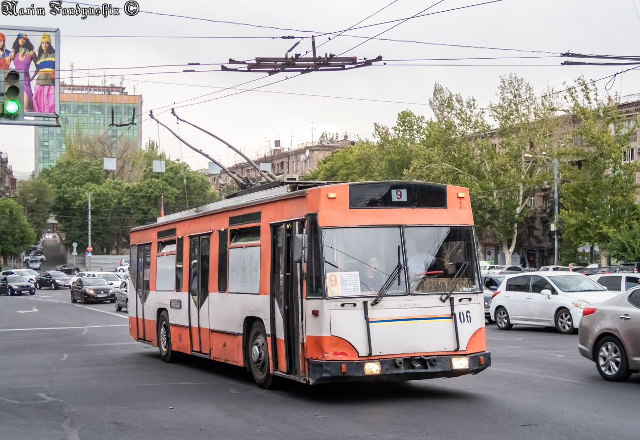 Ереван, Škoda 14Tr № 06