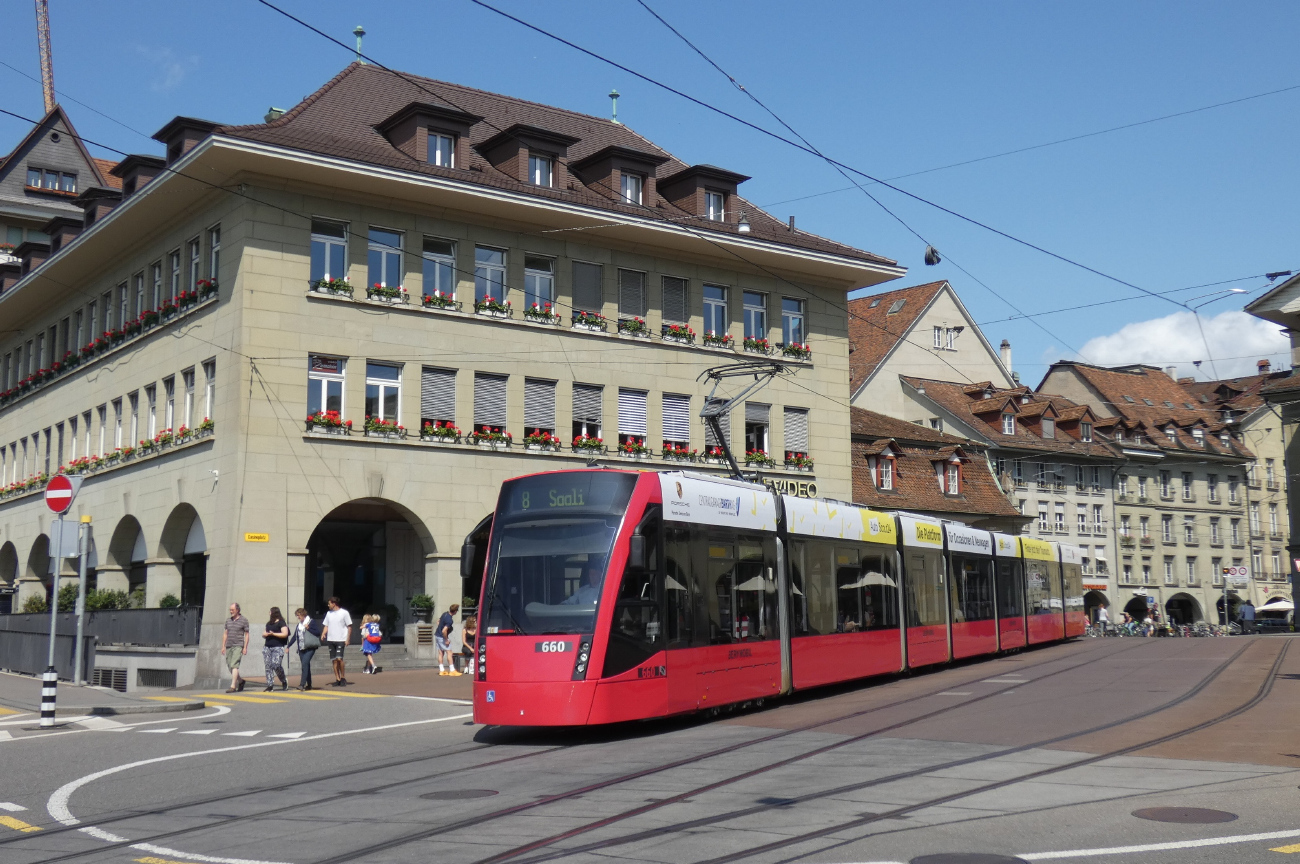 Bern, Siemens Combino Classic nr. 660