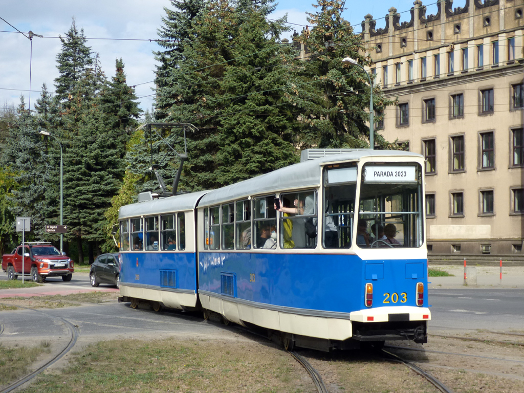 Краков, Konstal 102N № 203; Краков — Парад исторических и современных трамваев 2023