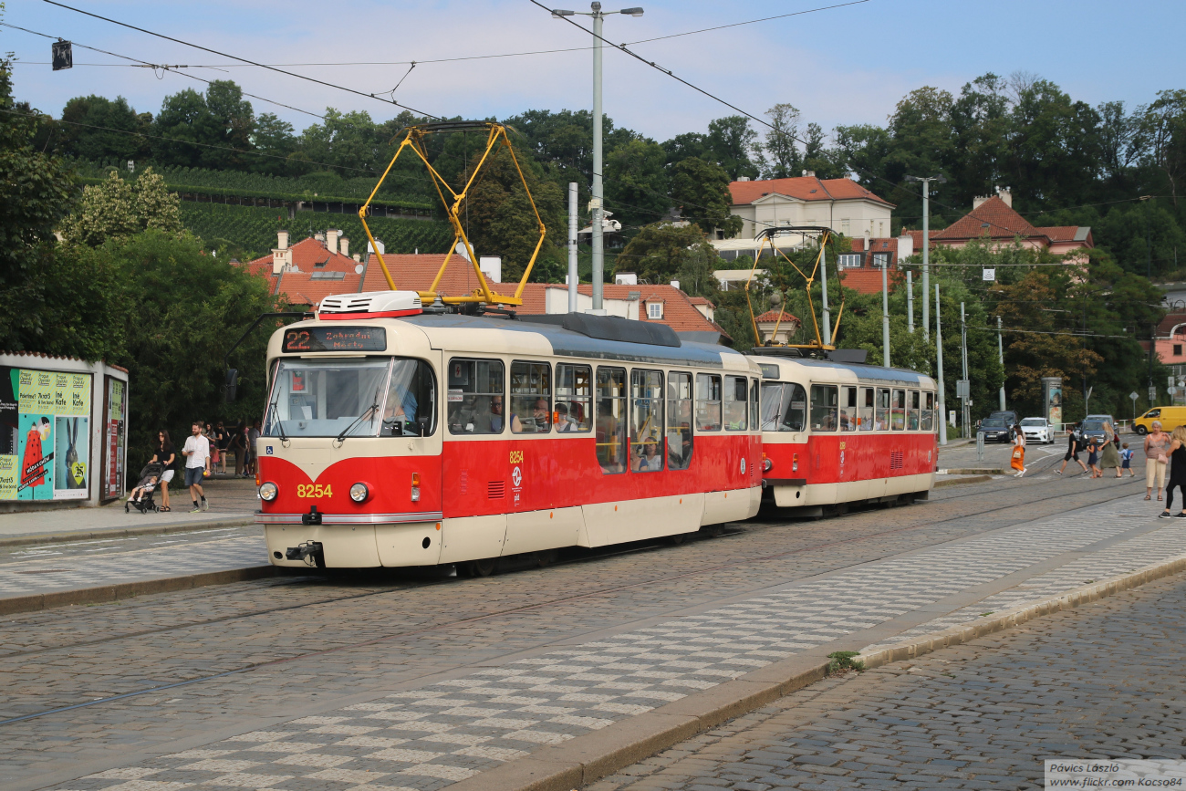 Прага, Tatra T3R.PLF № 8254