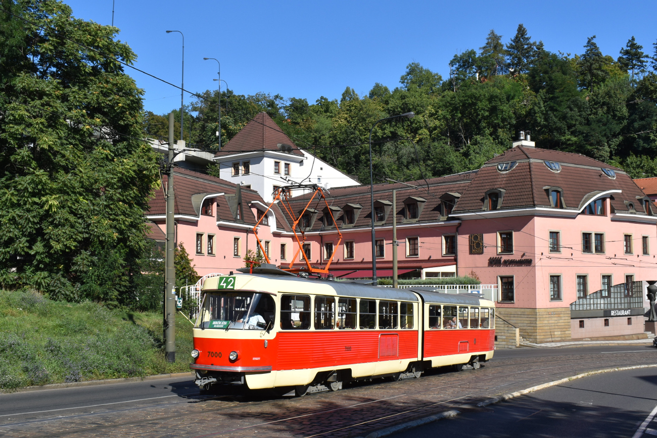 Прага, Tatra K2 № 7000