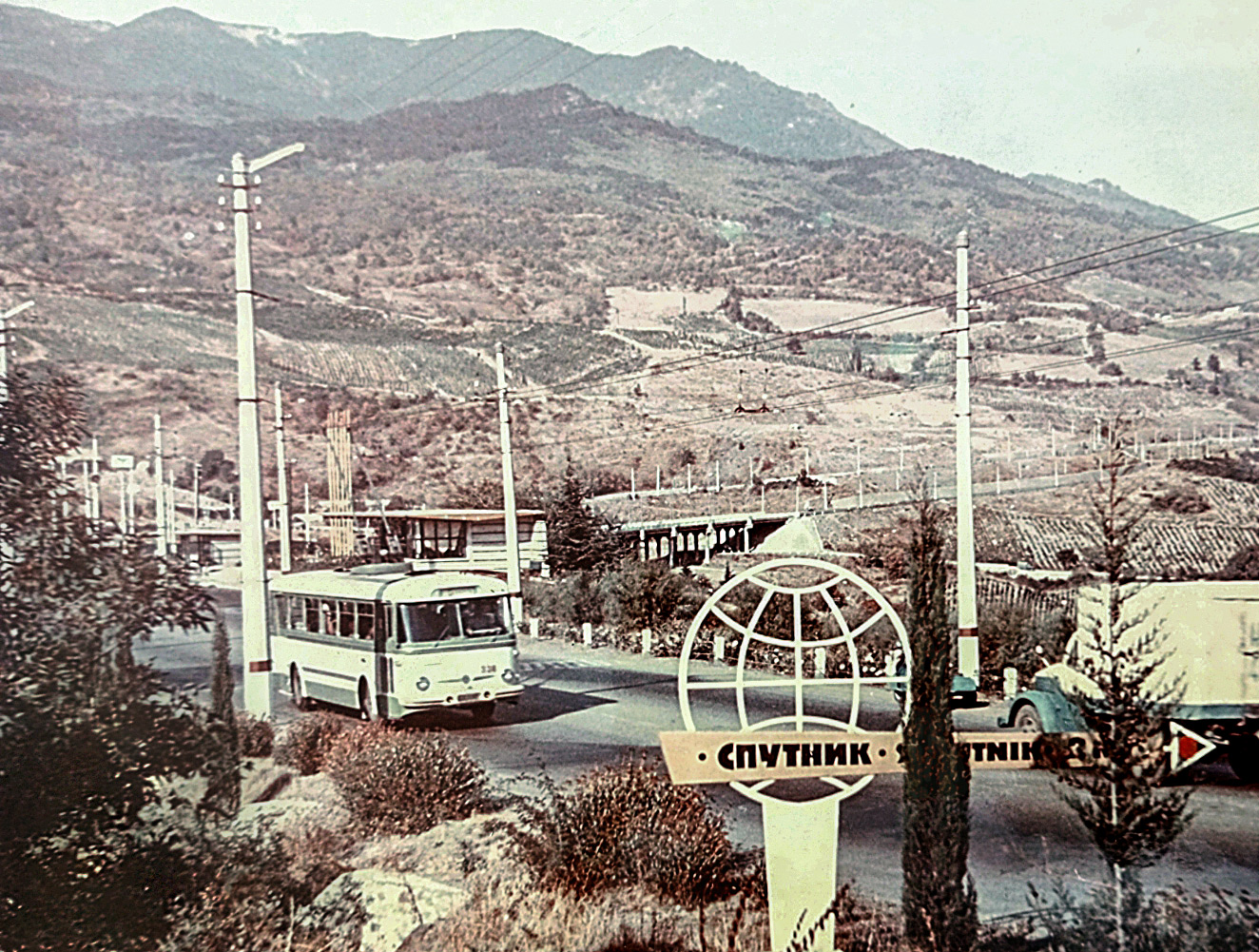 Крымский троллейбус, Škoda 9Tr3 № 334; Крымский троллейбус — Исторические фотографии (1959 — 2000)