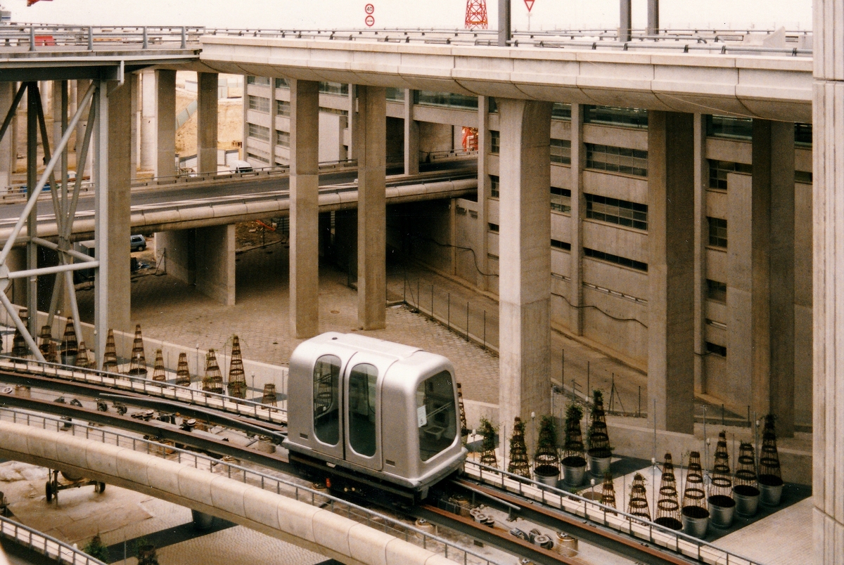 Париж -  Версаль -  Ивелин — Automatic metro of Charles-de-Gaulle Airport (People Mover) 1996-1999