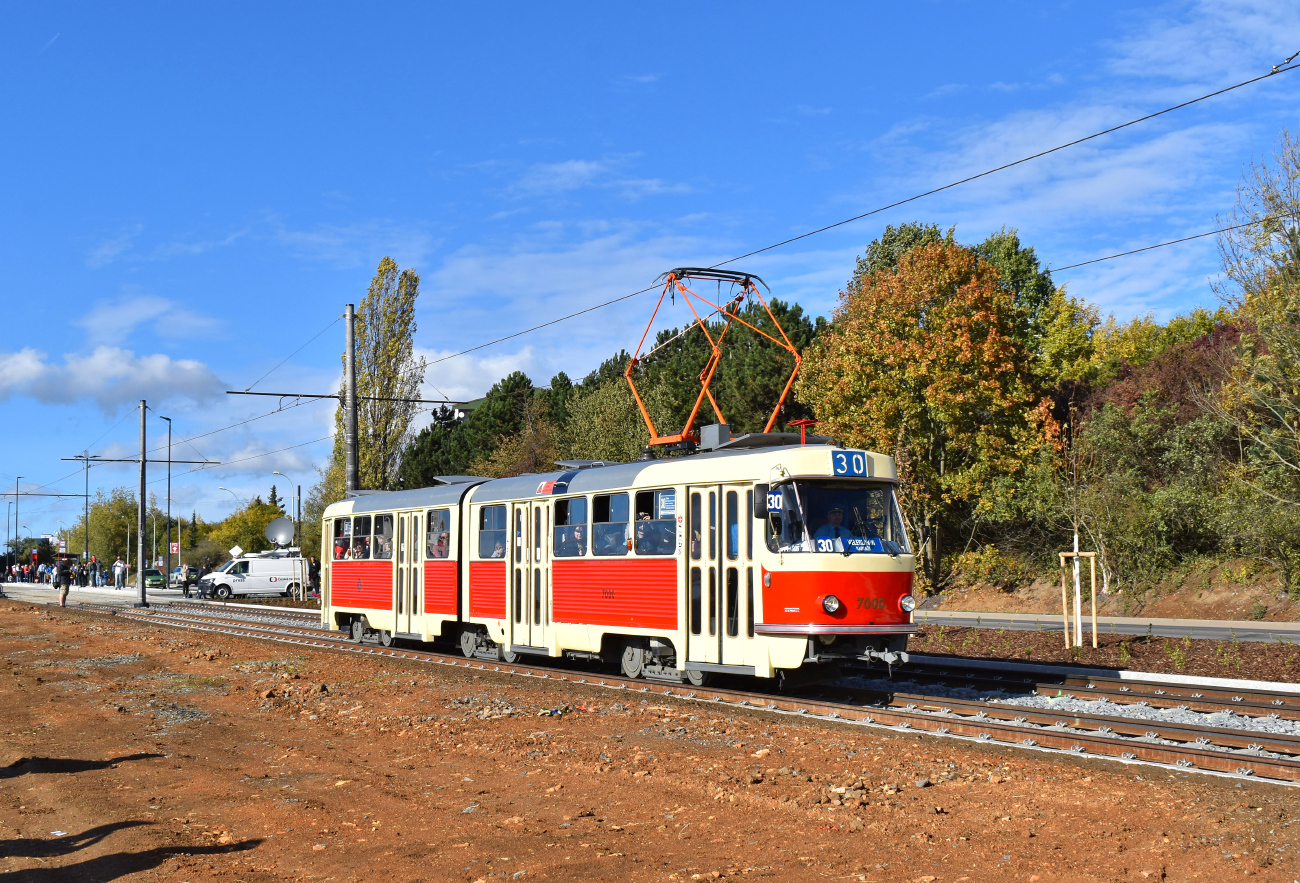 Praha, Tatra K2 # 7000; Praha — Construction and beginning of operations on a new tram line Divoká Šárka — Dědina