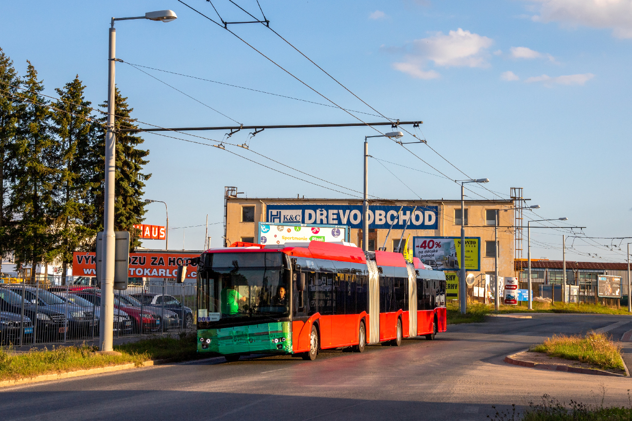 Братислава, Škoda-Solaris 24m (Škoda 38Tr) № 6901; Пльзень — Новые троллейбусы с завода Шкода
