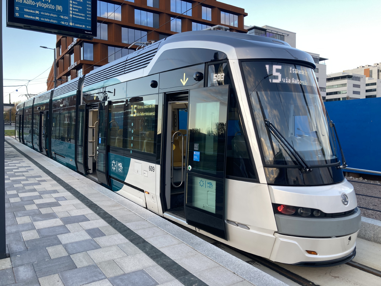 Helsinki, Škoda ForCity Smart Artic Jokeri X54 Nr 609