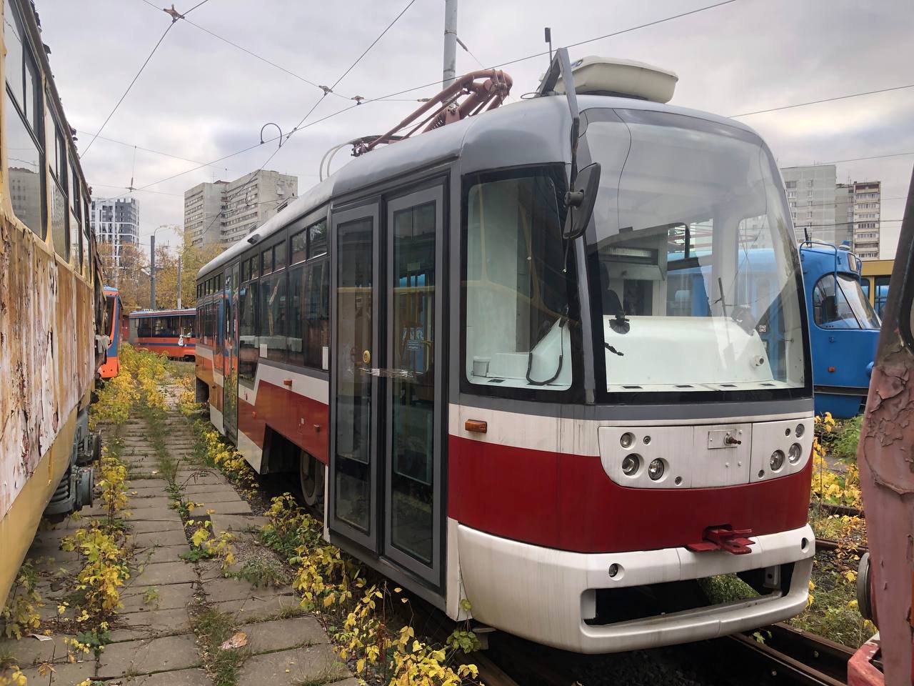 Москва, Vario LF № 2400