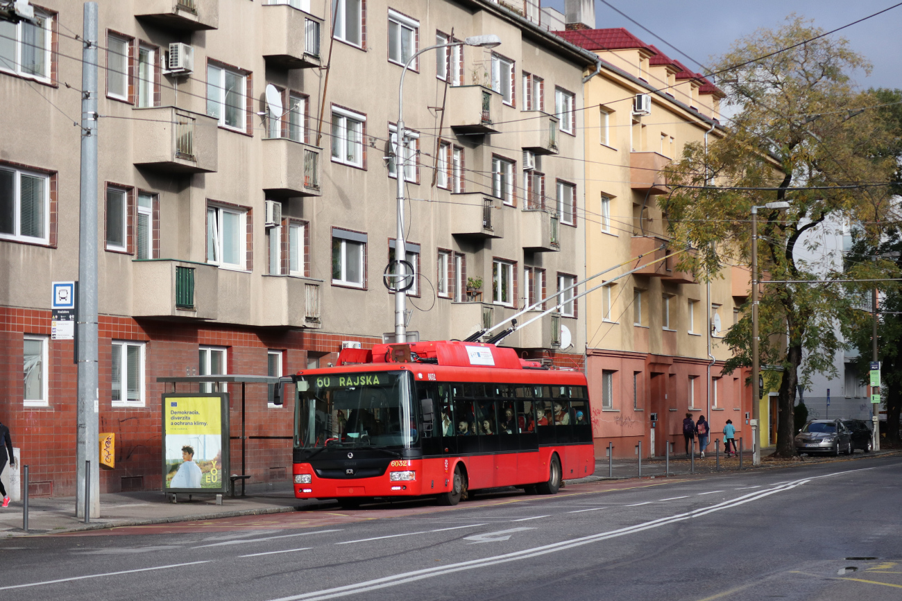 Bratislava, Škoda 30Tr SOR № 6032