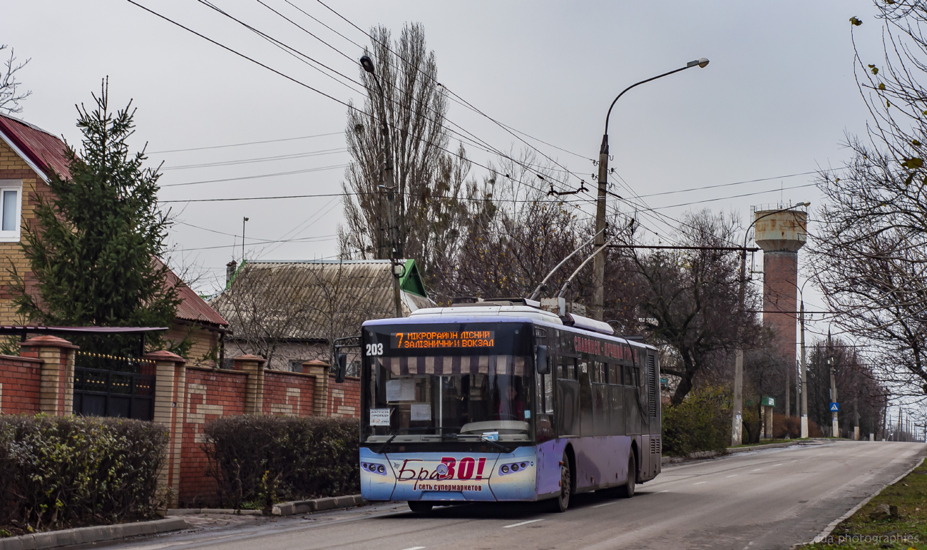 Sloviansk, LAZ E183A1 № 203