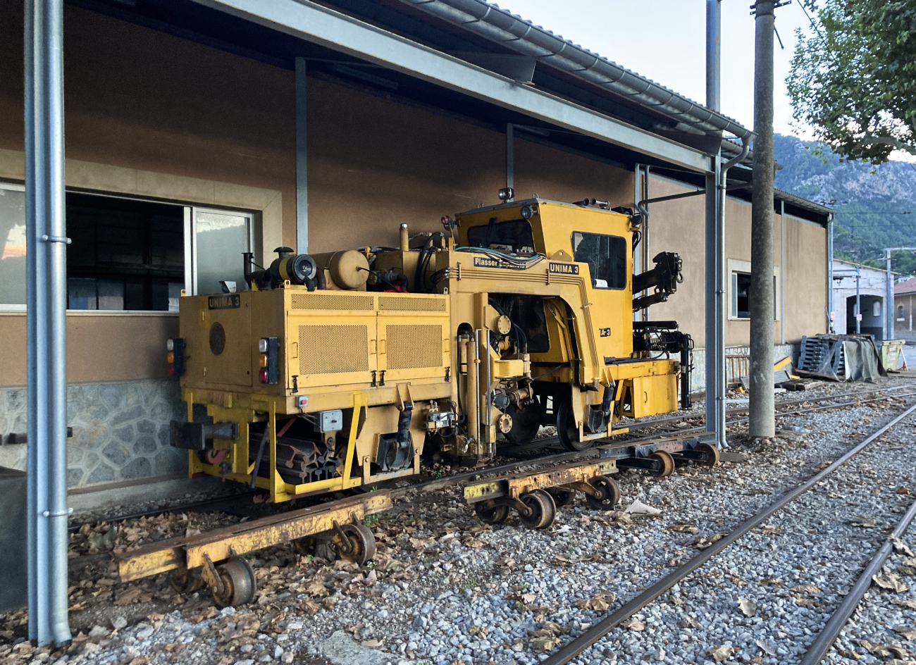 Сольер, Plasser № UNIMA-3; Сольер — Депо Ferrocarril de Sóller S.A. в Сольере