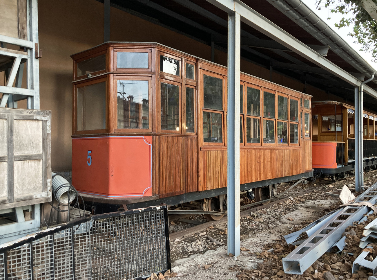 Sóller, Carde y Escoriaza 2-axle trailer car — 5; Sóller — Ferrocarril de Sóller S.A. Depot in Sóller