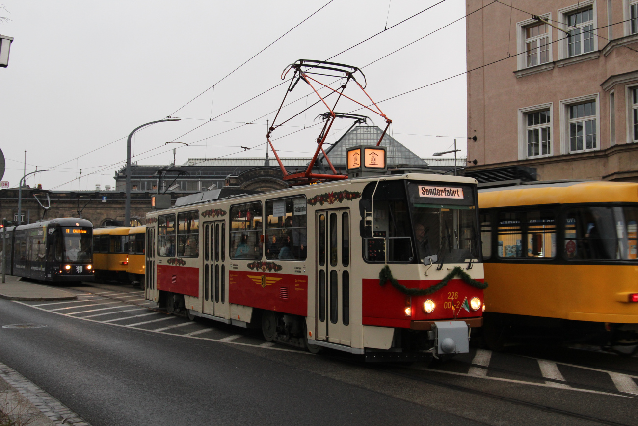 Дрезден, Tatra T6A2 № 226 001 (201 316); Дрезден, Tatra TB4D № 244 020