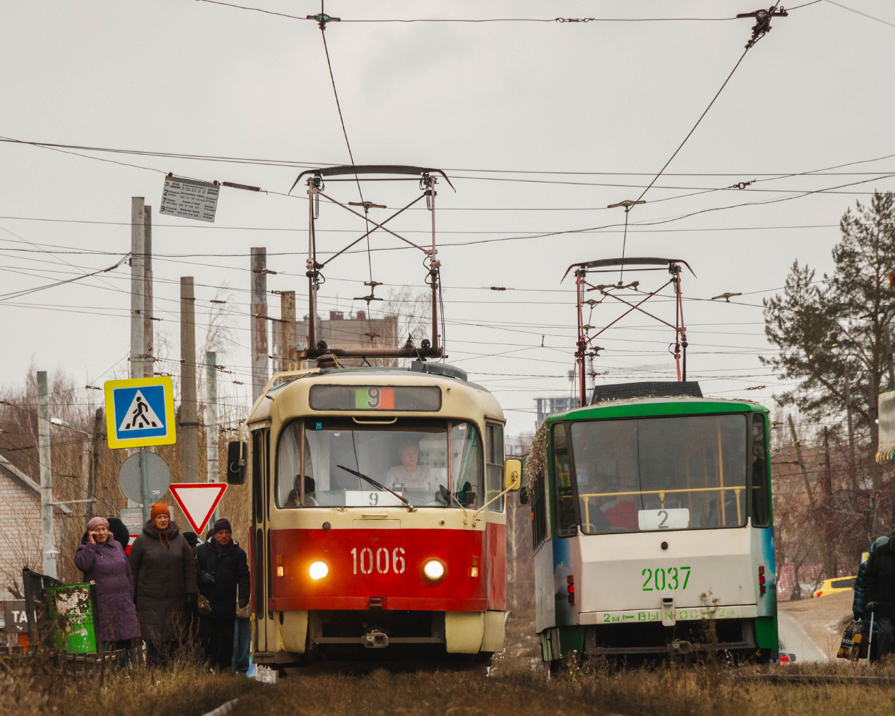 Ижевск, Tatra T3R.P № 1006; Ижевск, Tatra T6B5-RA № 2037