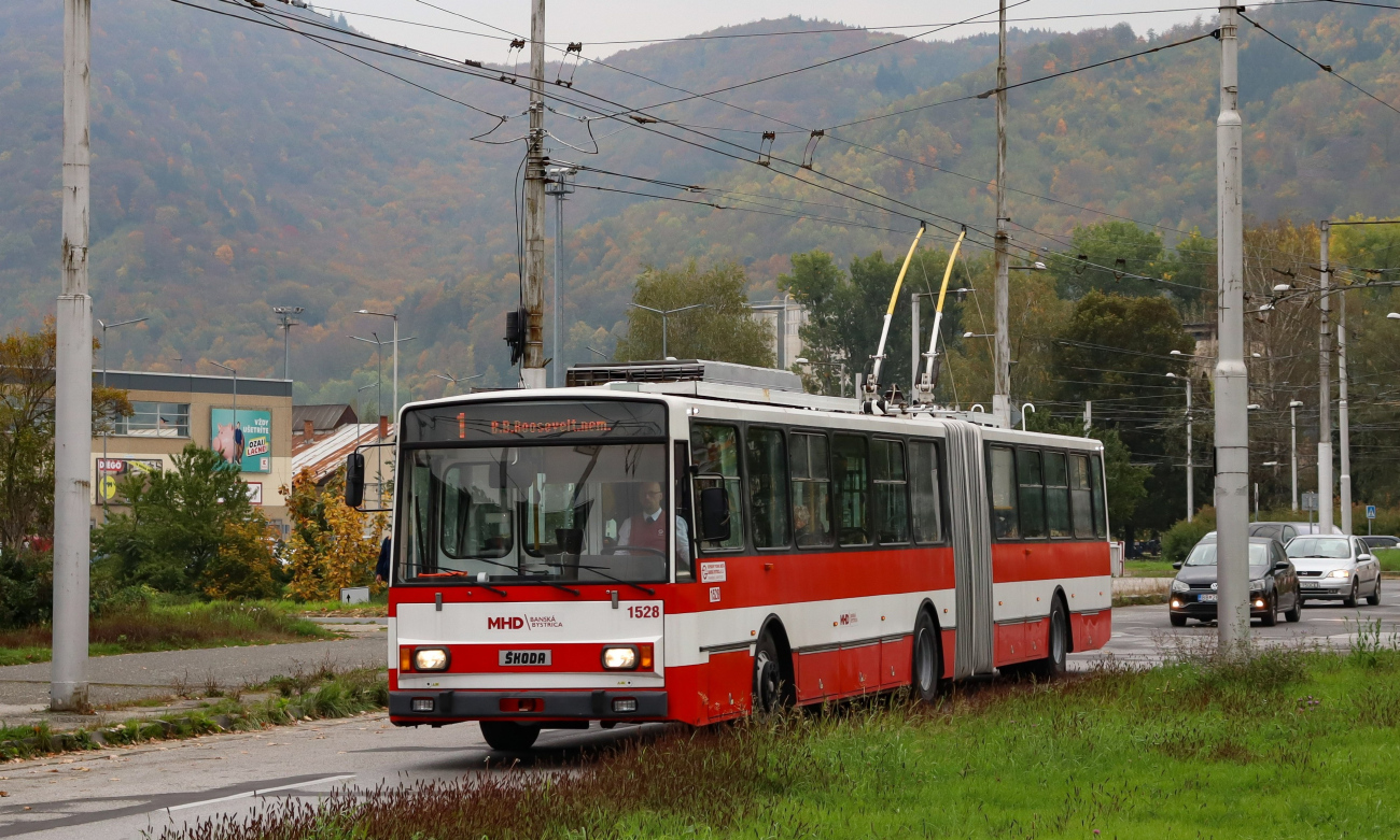 Банска-Бистрица, Škoda 15Tr13/7M № 1528