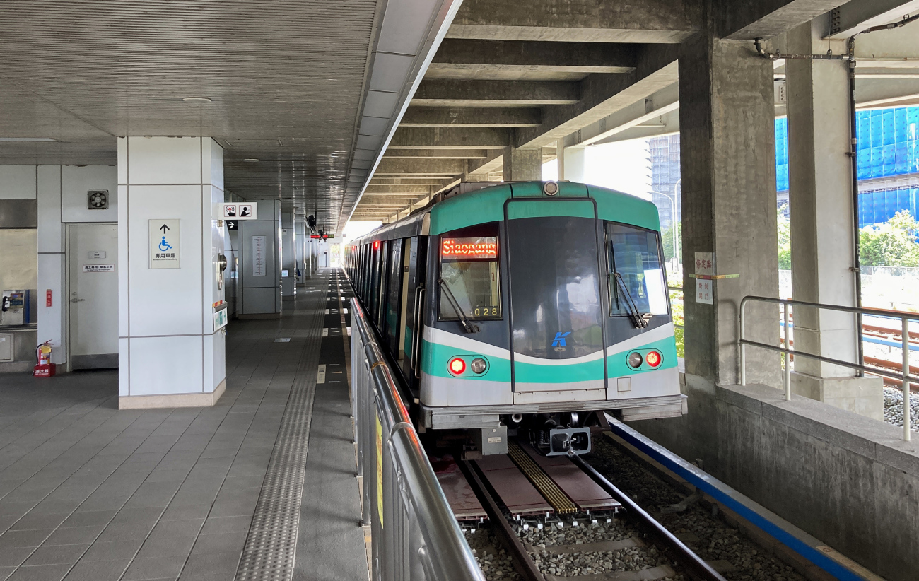 Гаосюн, Kaohsiung MRT Train 高雄捷运高运量电联车 № 114C; Гаосюн — Красная линия метро