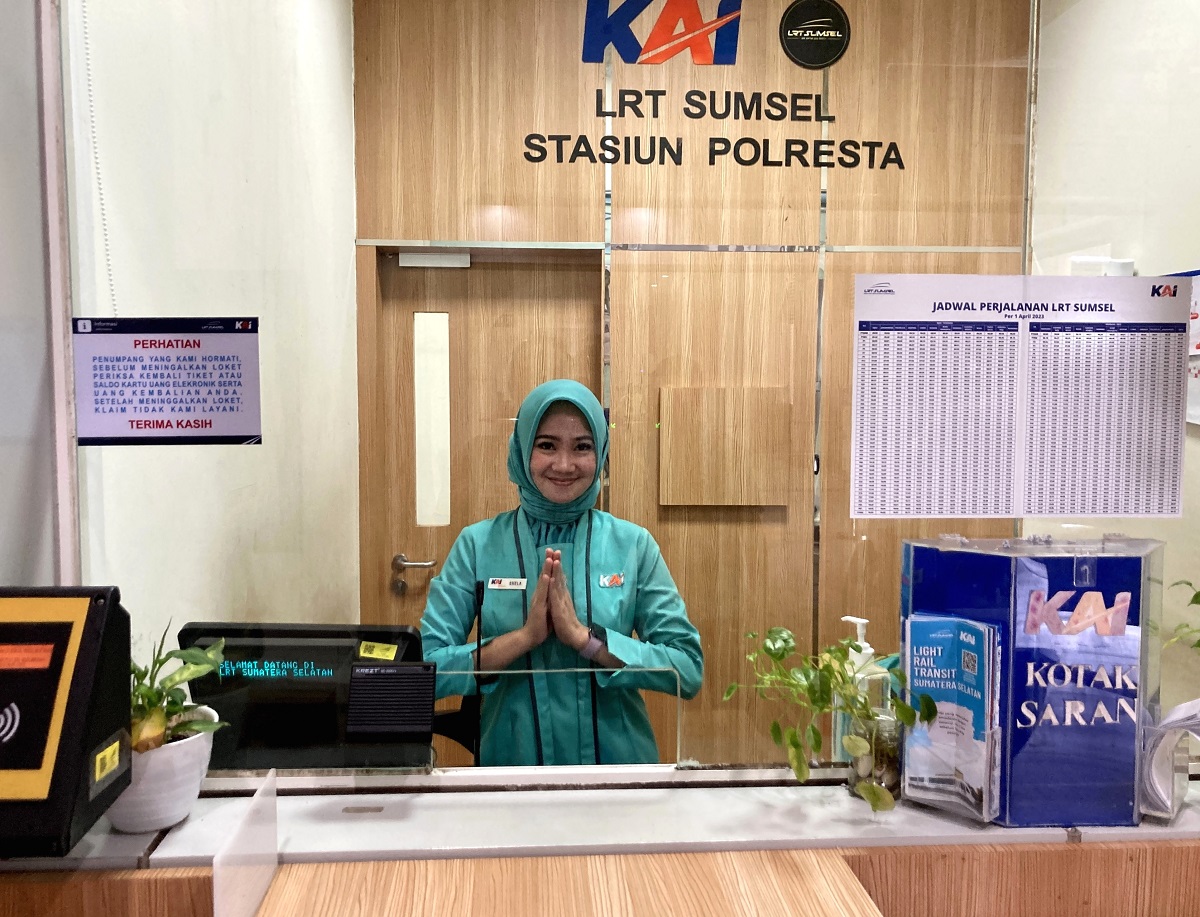 Electric transport employees; Palembang — Palembang LRT