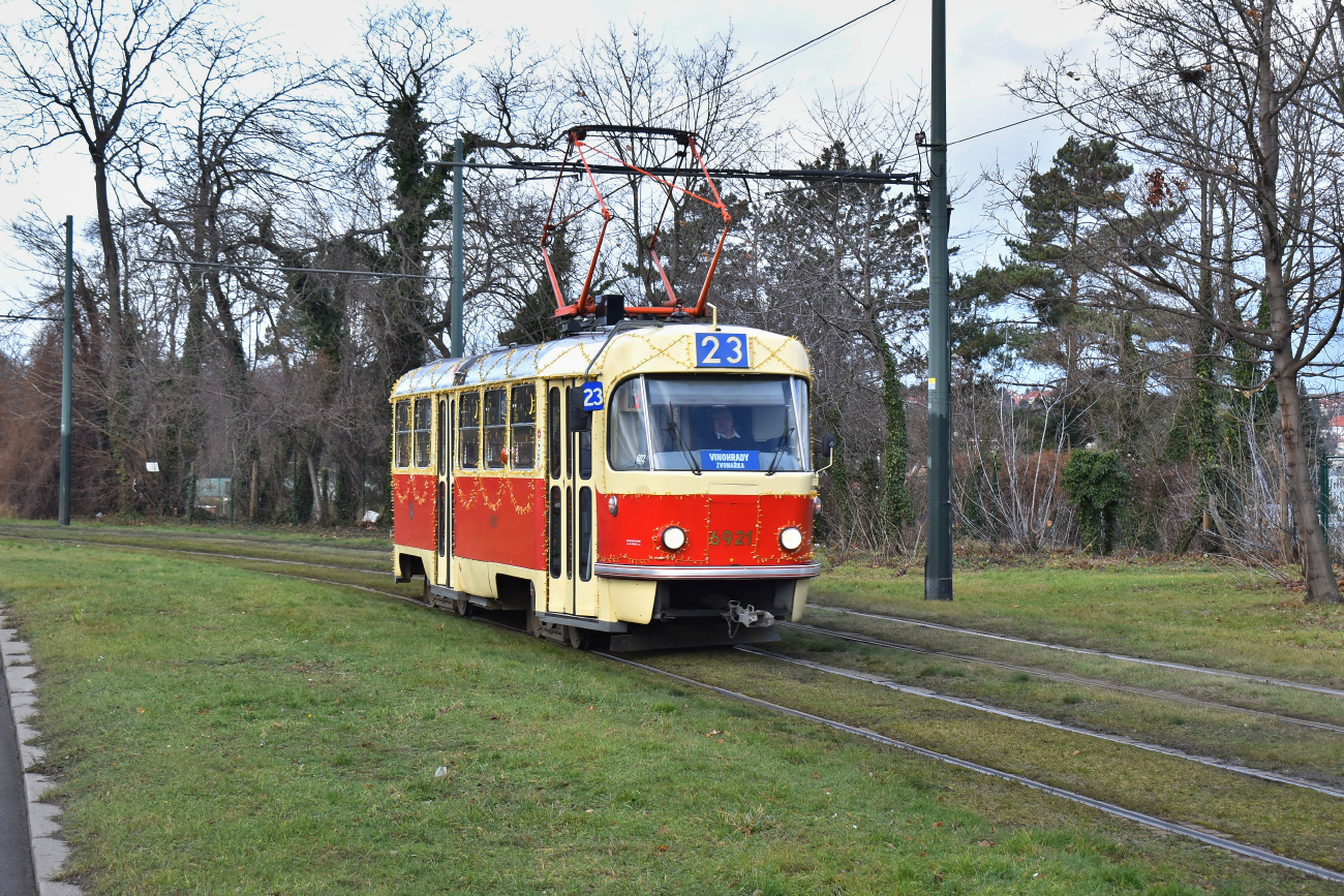 Прага, Tatra T3 № 6921; Прага — Рождественский трамвай