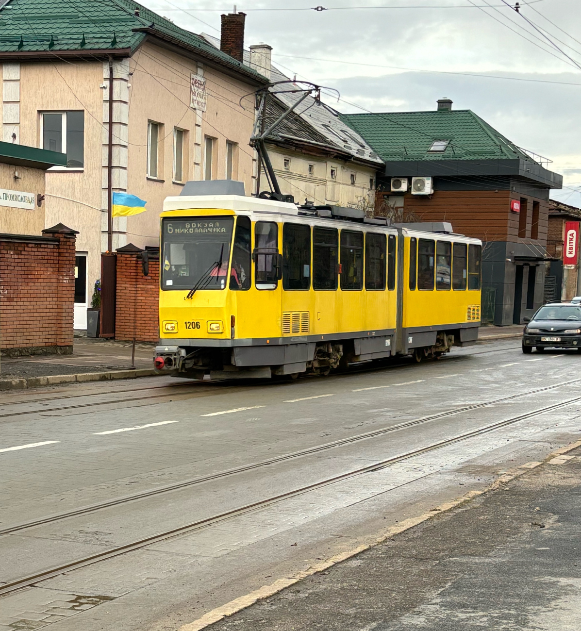 Львов, Tatra KT4DM № 1206