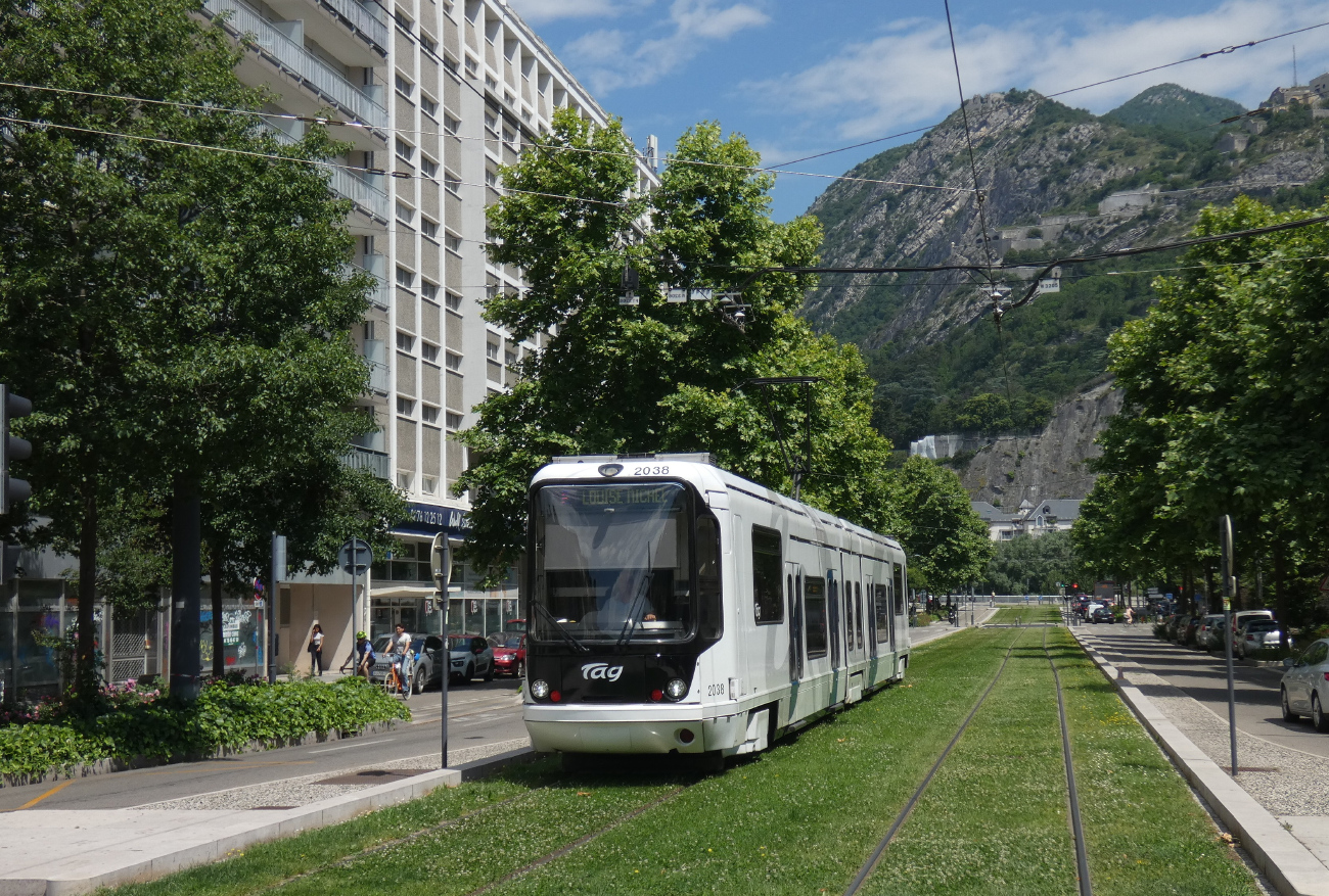 Grenoble, Alstom TFS2 № 2038