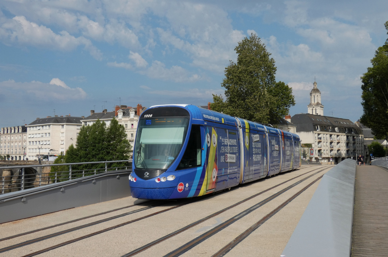 Angers, Alstom Citadis 302 — 1006