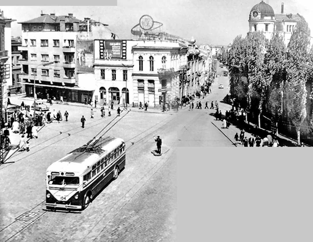 Пловдив, МТБ-82 № 104; Пловдив — Исторически снимки — Тролейбуси • Исторические фотографии — Троллейбусов