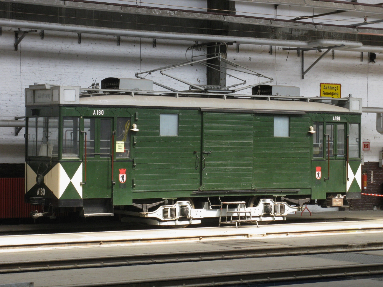 Berlin, Berolina 2-axle motor car — A180