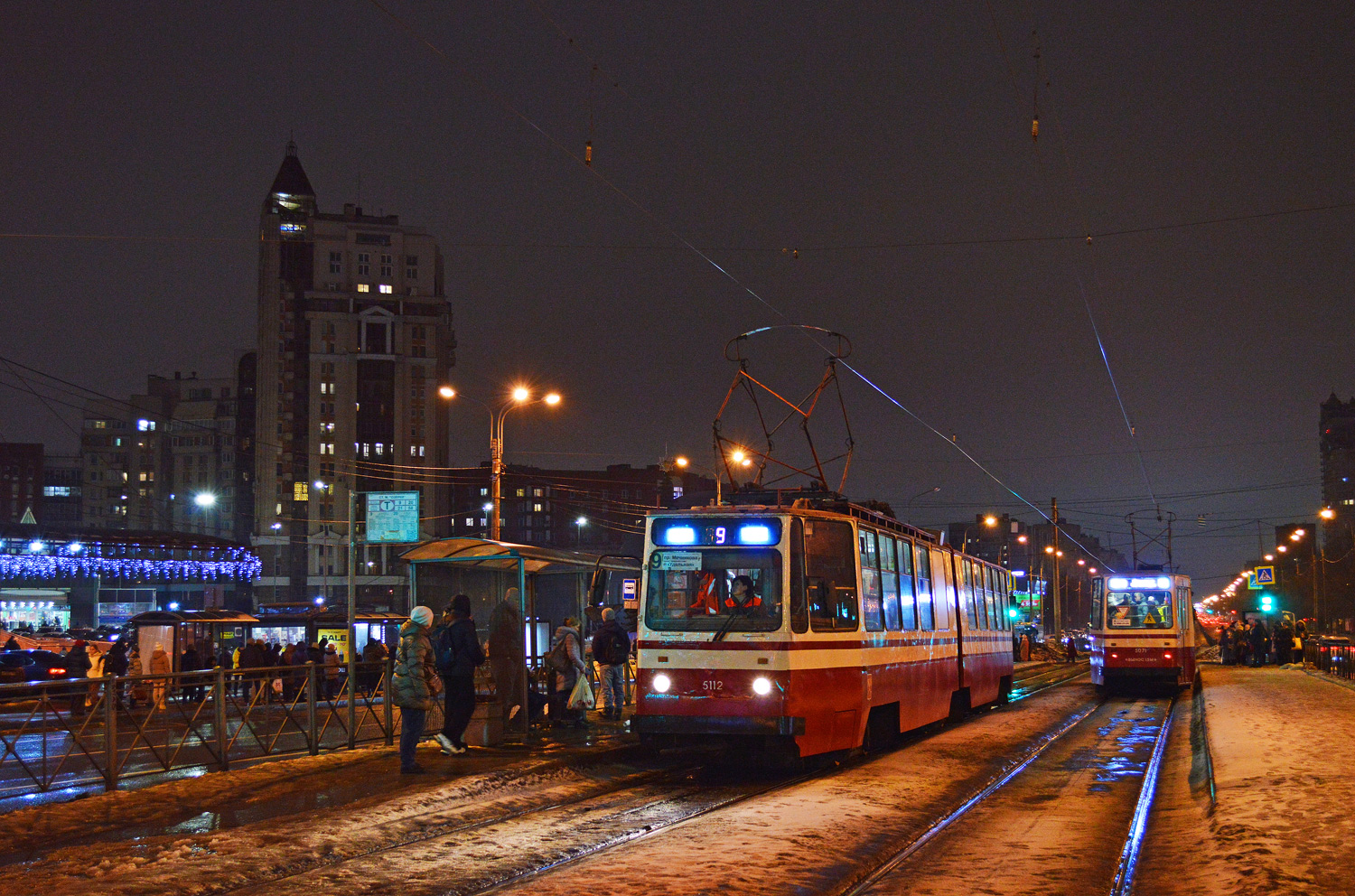 Saint-Petersburg, LVS-86K № 5112
