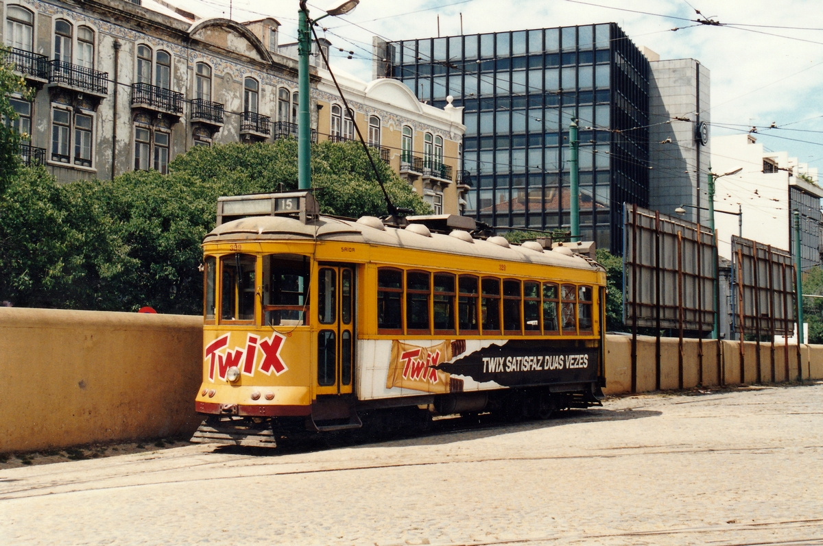 Лиссабон, Carris 4-axle motorcar (Standard) № 329; Лиссабон — Трамвай — Estação de Arco do Cego (закрытое депо)