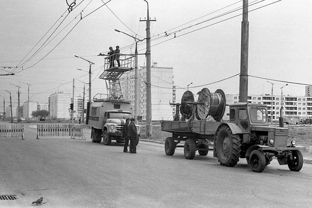 Тольятти — Контактная сеть и инфраструктура; Тольятти — Старые фотографии (1966-1991)