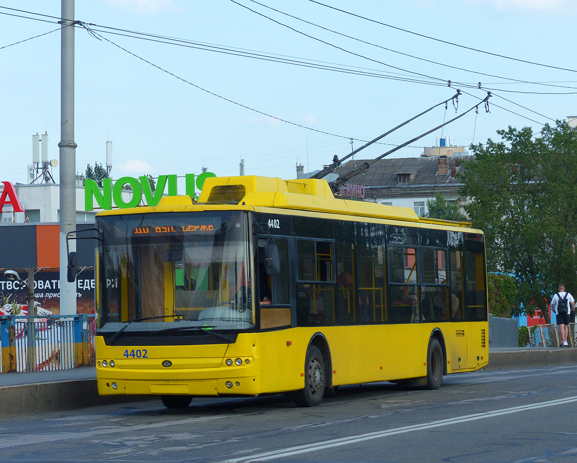 Киев, Богдан Т70110 № 4402
