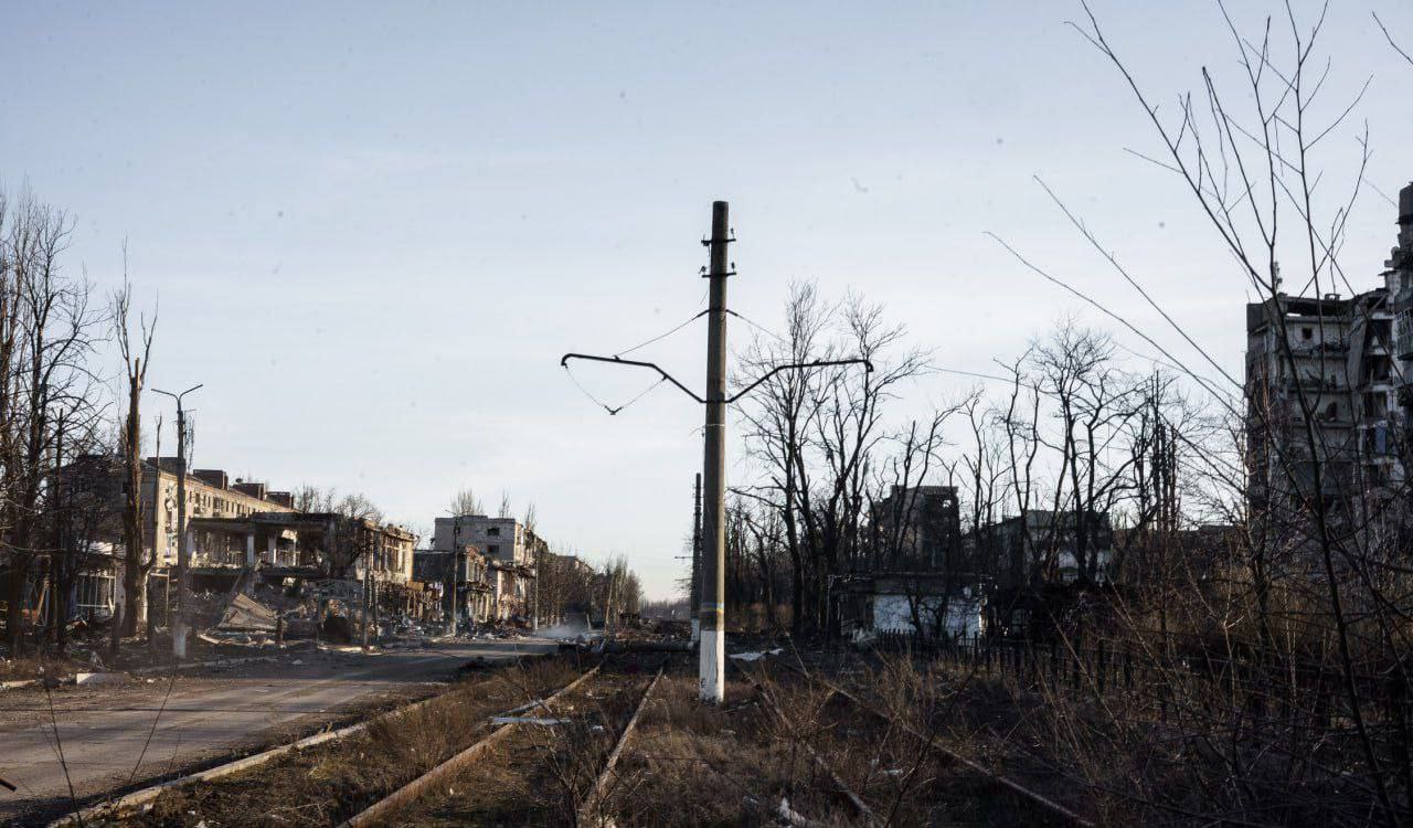 Avdeevka — Aftermath of Military Action — 24.02.2022 — ...; Avdeevka — Lines and Infrastructure