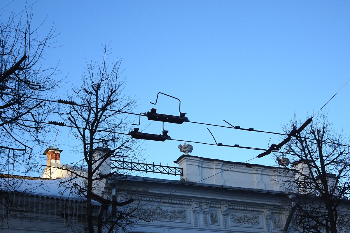 Yaroslavl — Trolleybus overhead lines