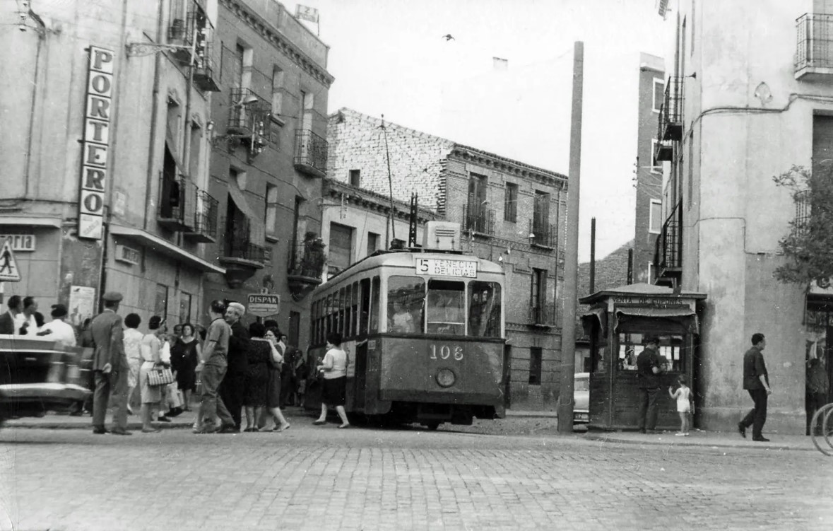 Сарагоса, Двухосный моторный вагон № 106; Сарагоса — Старый трамвай — Разные фотографии